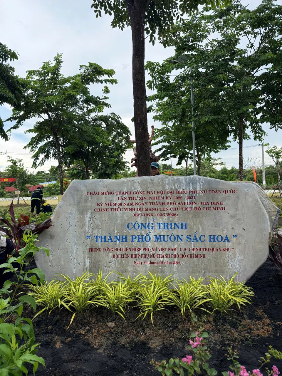 Bảng Hiệu Đá Tự Nhiên